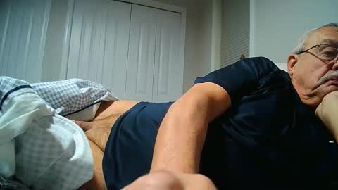 josephgr2021 online show from 11-25-25, 02:17