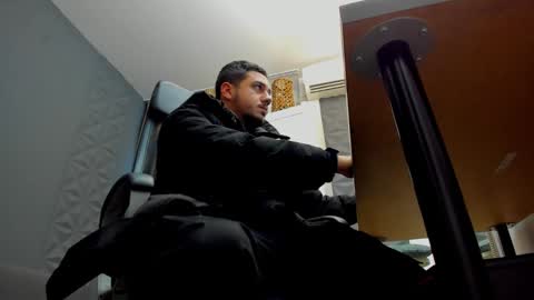 JoshKnight online show from 10-20-25, 04:46