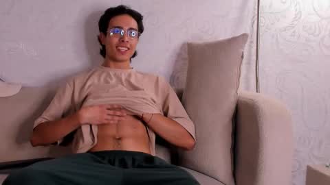 Josh Rashford online show from 10-12-25, 11:31