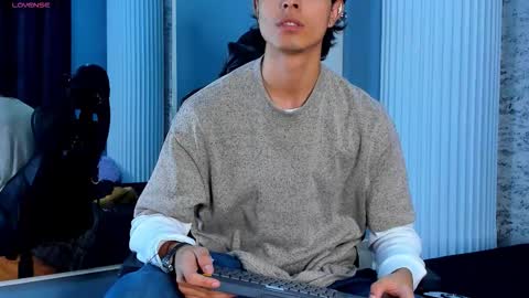 Josh Rashford online show from 11-21-25, 12:54