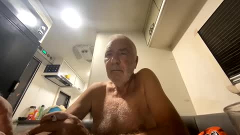 Snapshot of joshua19988945132 chatting on 04-13-26, 01:22 joshua19988945132 online show from 04-13-26, 01:22