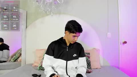 Joshua Sanz  online show from 10-14-25, 03:29