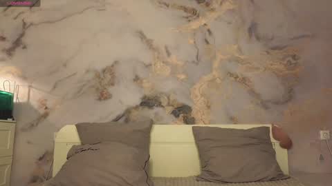 Jane online show from 01-27-25, 01:16