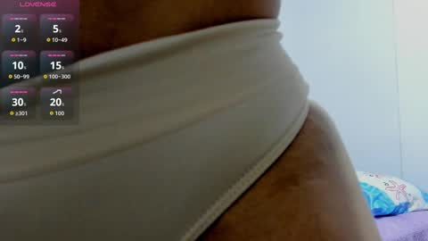 Snapshot of joyaoscura55 chatting on 09-16-25, 12:22 sofiaparker8 online show from 09-16-25, 12:22