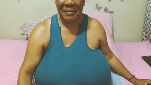 DairyQueen online show from 02-13-25, 06:05