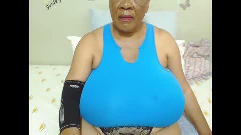 DairyQueen online show from 09-25-25, 08:18