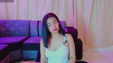 Snapshot of joyshe__vergara chatting on 02-08-26, 05:22 online show from 02-08-26, 05:22