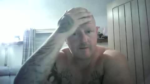 Snapshot of jp_sparky chatting on 10-24-25, 08:38 jp_sparky online show from 10-24-25, 08:38