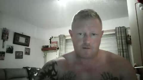 Snapshot of jp_sparky chatting on 12-03-25, 07:23 jp_sparky online show from 12-03-25, 07:23