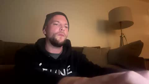 jperk1228 online show from 11-04-25, 01:38