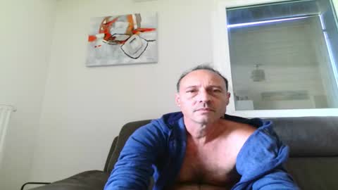 Snapshot of jpf421 chatting on 10-11-25, 01:20 exhib248 online show from 10-11-25, 01:20