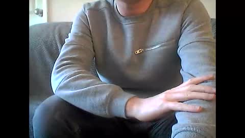 Snapshot of jr_9102 chatting on 02-19-25, 02:34 jr_9102 online show from 02-19-25, 02:34