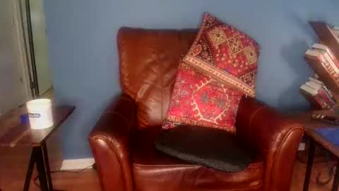 Snapshot of jrkoffddy chatting on 10-12-25, 01:10 jrkoffddy online show from 10-12-25, 01:10