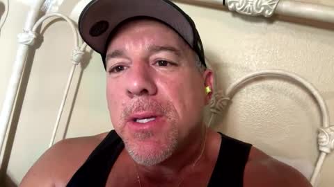 Snapshot of jroge21 chatting on 01-02-25, 06:50 jroge21 online show from 01-02-25, 06:50