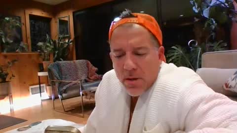 Snapshot of jroge21 chatting on 01-27-25, 11:11 jroge21 online show from 01-27-25, 11:11