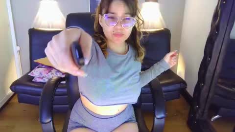 Josneidy  Jos   online show from 12-15-24, 03:45