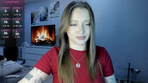 Snapshot of ju_lii chatting on 10-13-25, 09:15 Julia and Julia online show from 10-13-25, 09:15