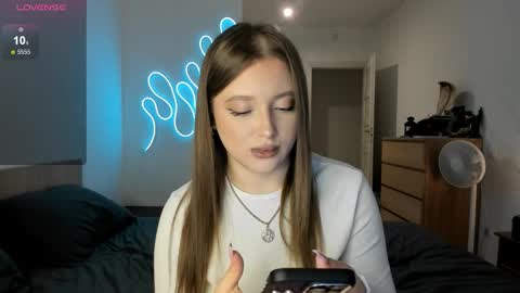 Snapshot of ju_lii chatting on 11-06-25, 02:07 Julia and Julia online show from 11-06-25, 02:07