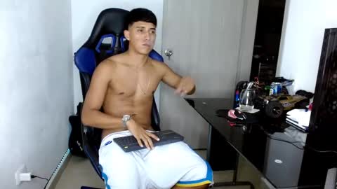 Snapshot of juan_da01 chatting on 02-22-25, 07:01 JuanDa online show from 02-22-25, 07:01