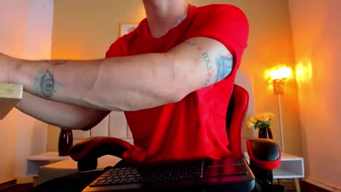 Snapshot of juan_prior chatting on 11-27-25, 01:46 JUAN online show from 11-27-25, 01:46