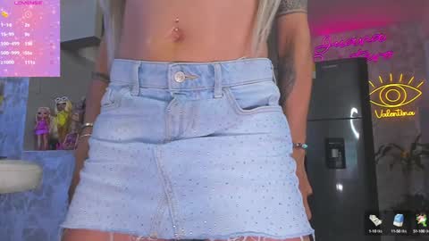 JUANA VALENTINA QUINTERO independent model  ONLY FANS --- Juanaquintero online show from 01-16-25, 06:14