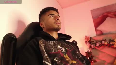 Snapshot of juancamilo_66 chatting on 12-02-24, 06:41 Juan online show from 12-02-24, 06:41