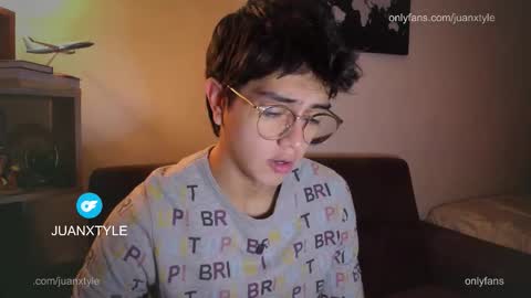 . online show from 12-22-25, 07:55