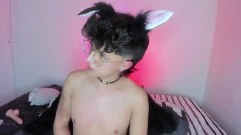 Snapshot of juandaaa__ chatting on 01-07-25, 01:59 juandaaa__ online show from 01-07-25, 01:59