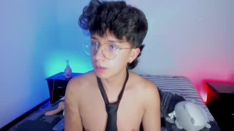 Snapshot of juandaaa__ chatting on 02-17-25, 12:43 juandaaa__ online show from 02-17-25, 12:43