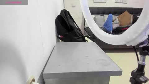 Snapshot of juandiamonds chatting on 02-15-26, 12:58 Juan David online show from 02-15-26, 12:58