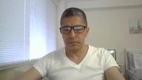 Snapshot of juanearth1 chatting on 02-20-26, 12:16 juanearth1 online show from 02-20-26, 12:16