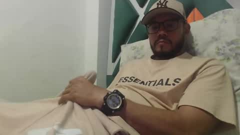 Snapshot of juanfe_style chatting on 12-05-25, 03:48 juanfe_style online show from 12-05-25, 03:48