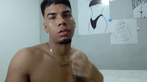 juanse_hot1 online show from 12-06-24, 12:05