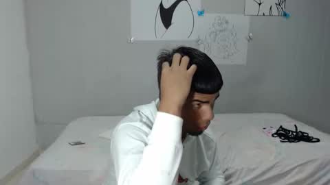 juanse_hot1 online show from 12-07-24, 12:13