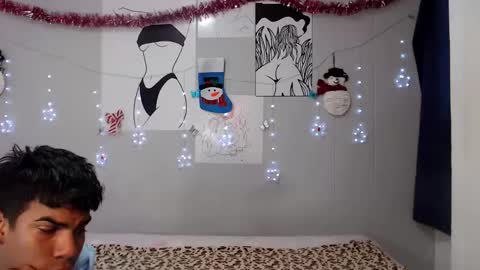 juanse_hot11 online show from 01-16-25, 06:59