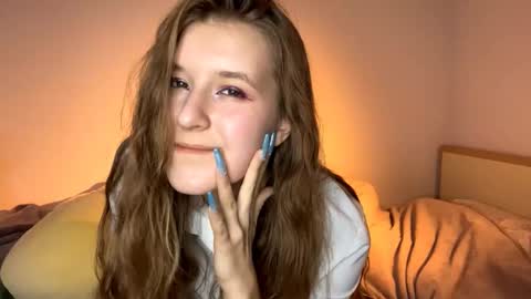 Snapshot of judieswales chatting on 10-29-25, 04:20 Gera online show from 10-29-25, 04:20