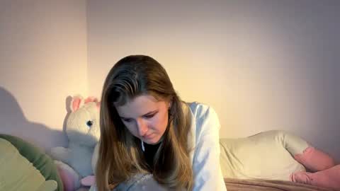 Snapshot of judieswales chatting on 11-27-25, 07:16 Gera online show from 11-27-25, 07:16