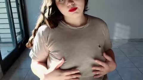 Snapshot of judithamelia chatting on 12-04-24, 08:51 Judithamelia online show from 12-04-24, 08:51