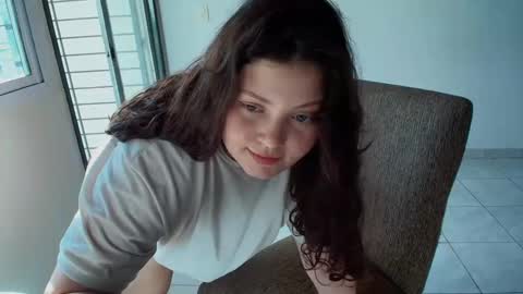 Snapshot of judithamelia chatting on 12-14-24, 08:29 Judithamelia online show from 12-14-24, 08:29