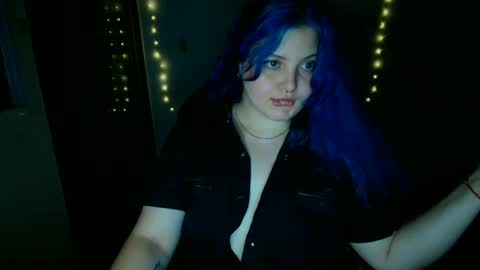 Snapshot of judithamelia chatting on 01-16-25, 06:03 Judithamelia online show from 01-16-25, 06:03