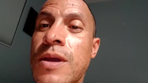 Snapshot of jugg2 chatting on 09-11-25, 12:38 Jugg online show from 09-11-25, 12:38