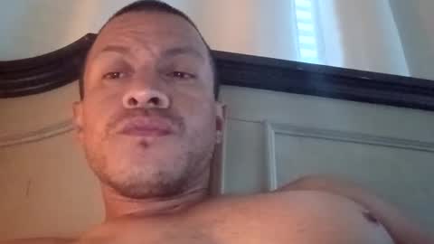 Snapshot of jugg2 chatting on 10-05-25, 02:48 Jugg online show from 10-05-25, 02:48