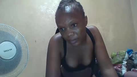 juice_petite3 online show from 02-21-25, 08:38