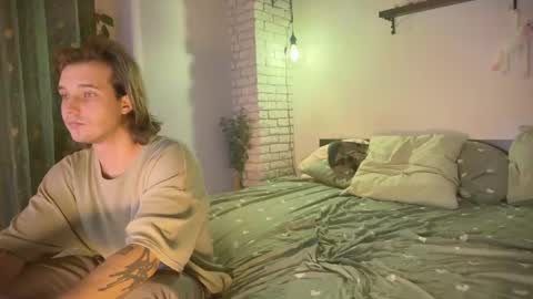 Snapshot of juiceboyyy chatting on 12-17-24, 03:49 juiceboyyy online show from 12-17-24, 03:49