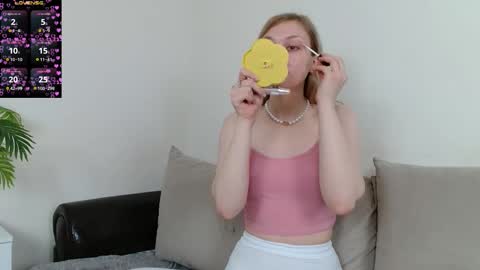 Lola  fav pattern 357595250 online show from 11-13-25, 08:24