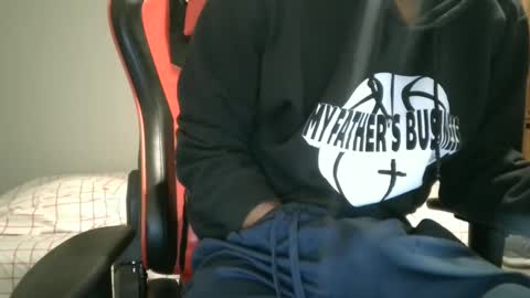 Snapshot of juiceon4 chatting on 10-13-25, 01:05 juiceon4 online show from 10-13-25, 01:05