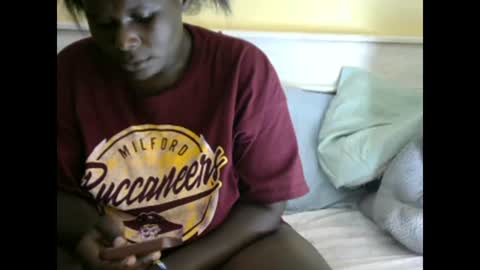 Snapshot of juicy576808 chatting on 12-23-24, 09:49 zainabu online show from 12-23-24, 09:49