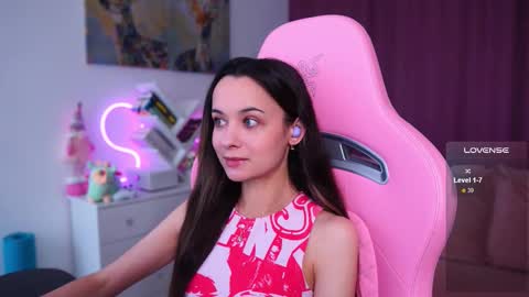 Angelina online show from 10-24-25, 11:06