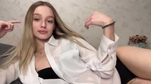 Snapshot of juicy_angels chatting on 12-04-24, 04:16 alexa online show from 12-04-24, 04:16