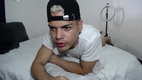 Miguel online show from 01-05-26, 05:49